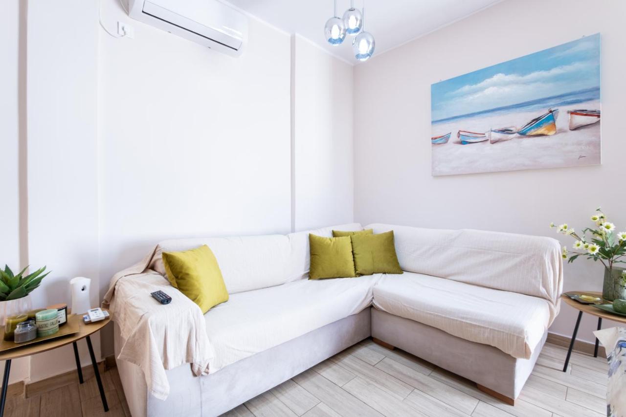 Family Apartment Near Port Piræus Eksteriør billede